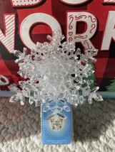 Bath & Body Works Crystal Snowflake Nightlight Wallflowers Home Fragrance Plug - $17.72