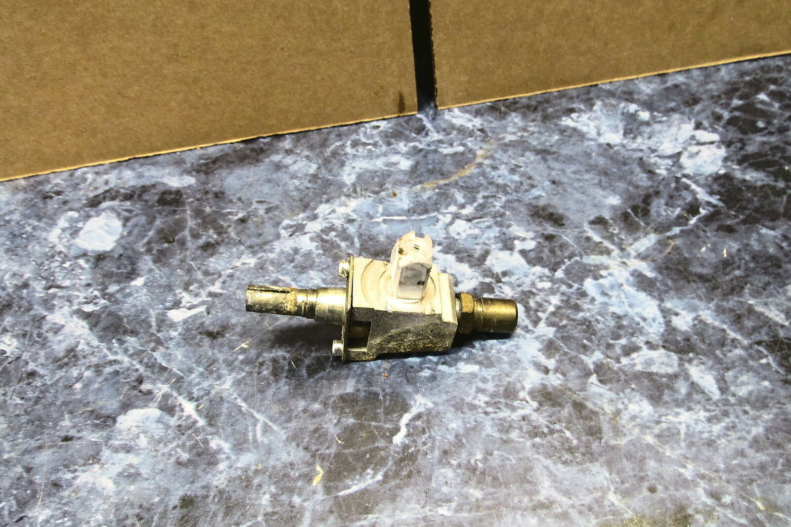 CALORIC RANGE VALVE PART Y07720700 Cooking Appliance Parts