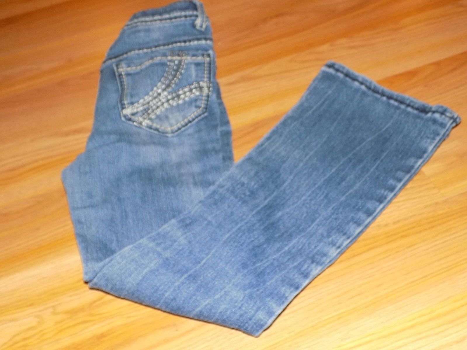 Primary image for Girl's Size 8 Cherokee Denim Blue Jeans Bootcut Boot Cut Embroidered Pockets GUC