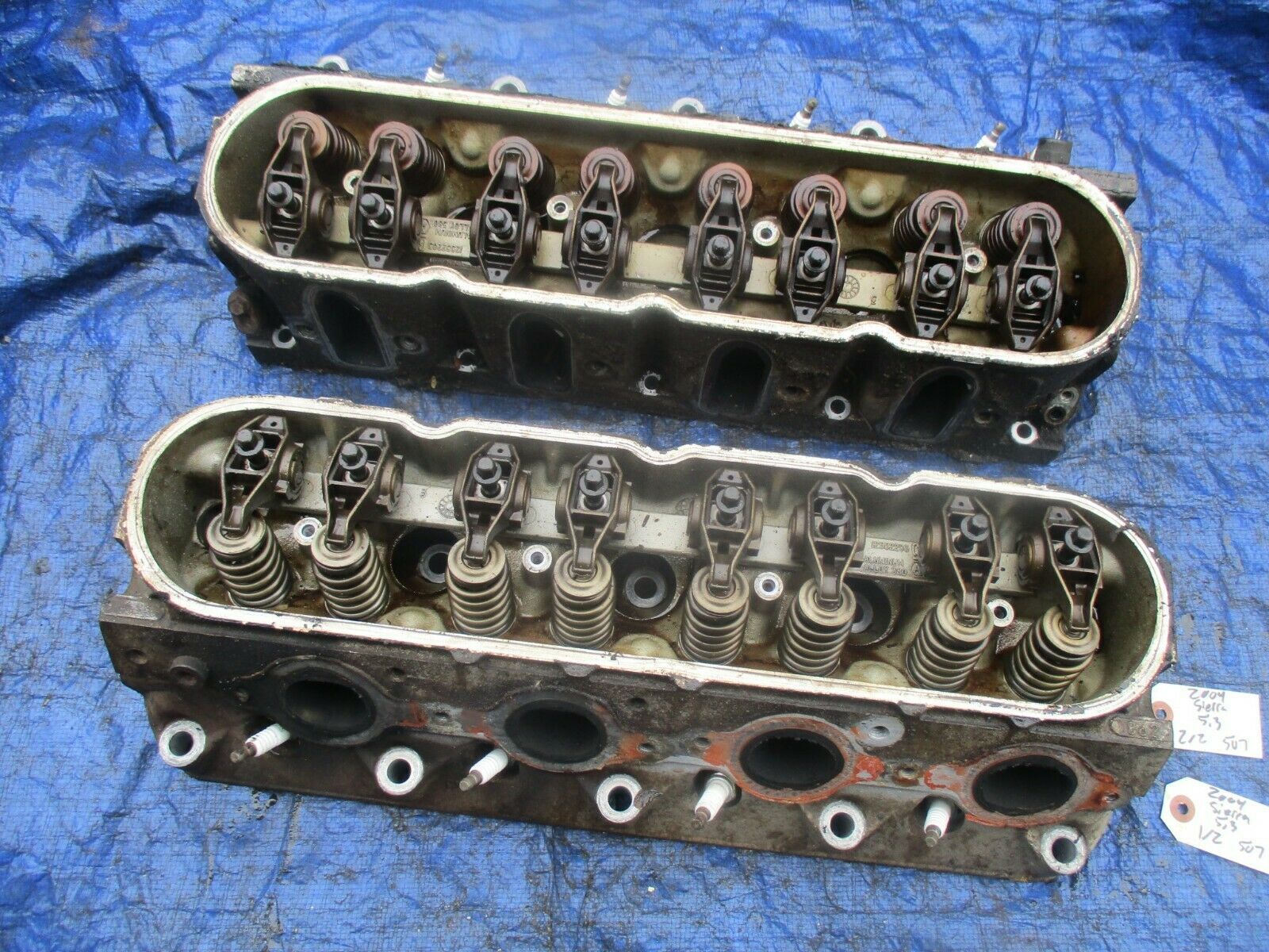 0306 Chevy Silverado cylinder head assembly set casting 862 Sierra 5.3