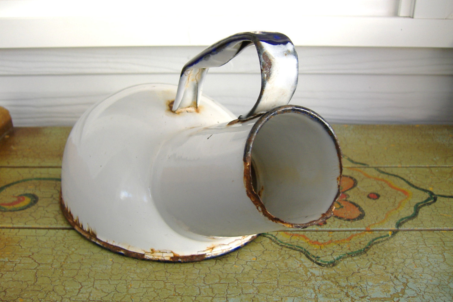 Edwardian Enamelware Urinal Chamber Pot Blue And White Conversation