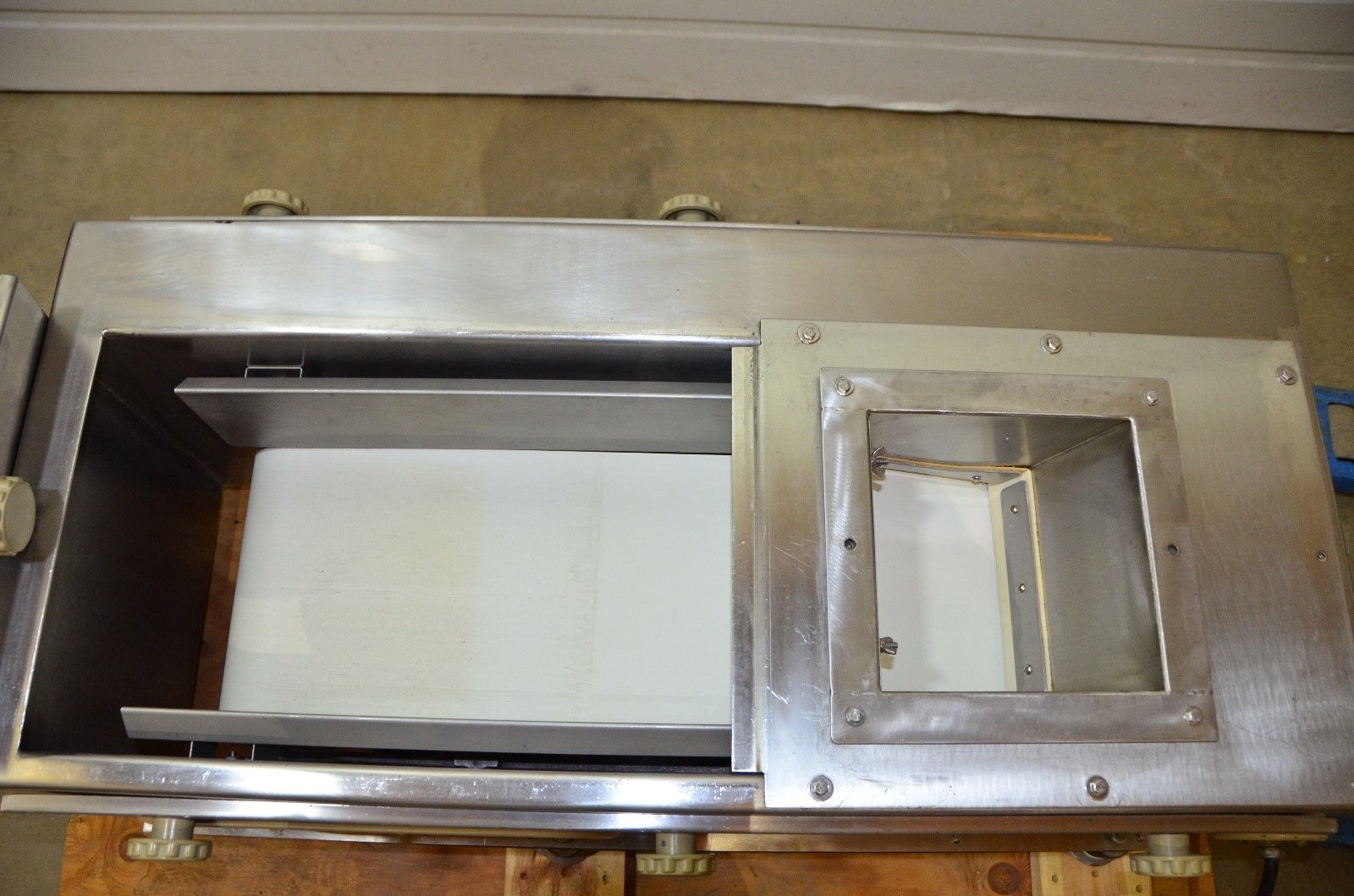 K Tron Loss In Weight Weigh Belt Feeder And 50 Similar Items