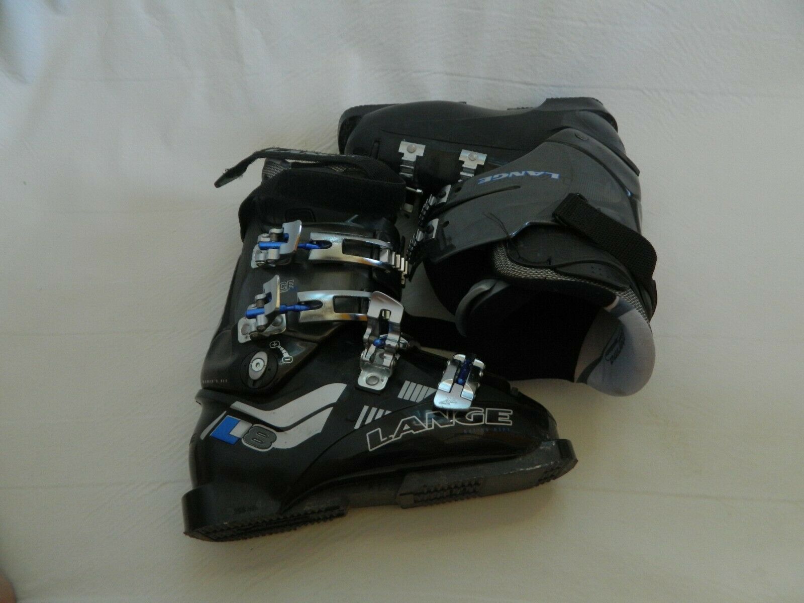womens size 7 in ski boots