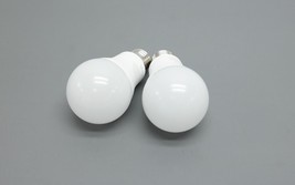 WiZ 603647 A19 Smart LED - Soft White (2-pack) image 2