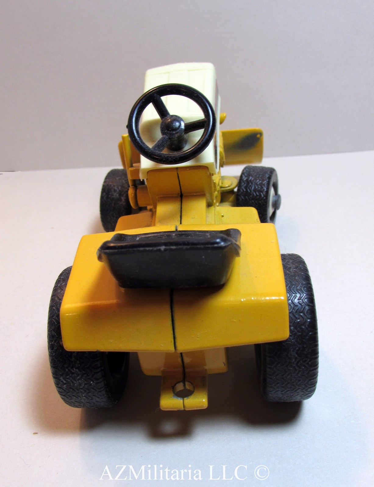 cub cadet toy lawn tractor