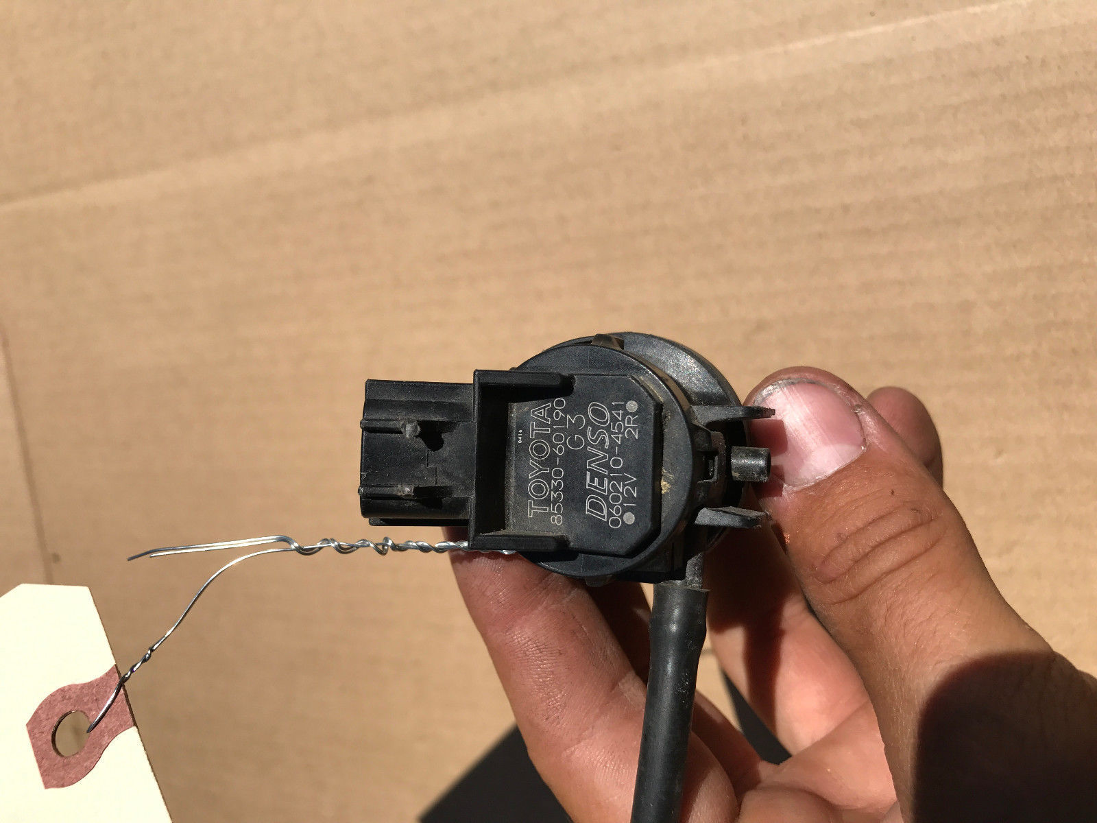 20122014 TOYOTA CAMRY WINDSHIELD WASHER FLUID PUMP X1420 Windshield