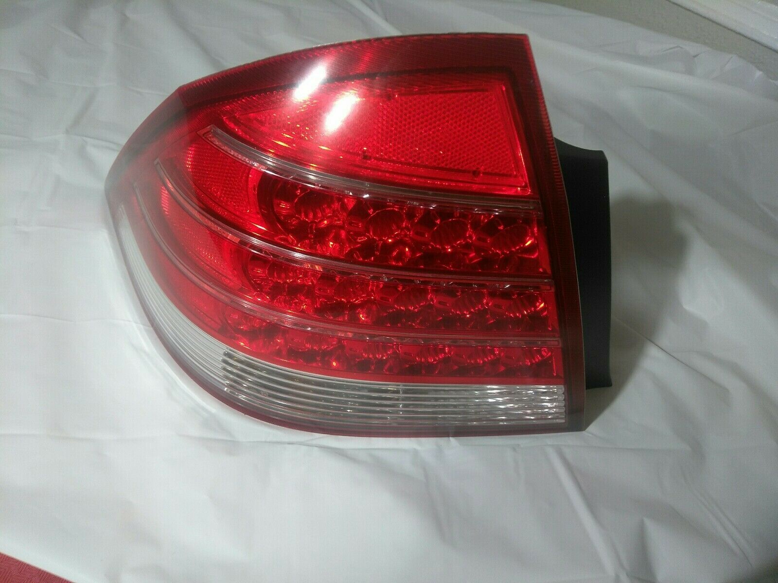 NEW GENUINE MAZDA 2010 2011 2012 CX-7 Rear Left Side Tail Lamp EH44-51-160F