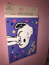 8 Snoopy Invitations Hallmark - $13.86