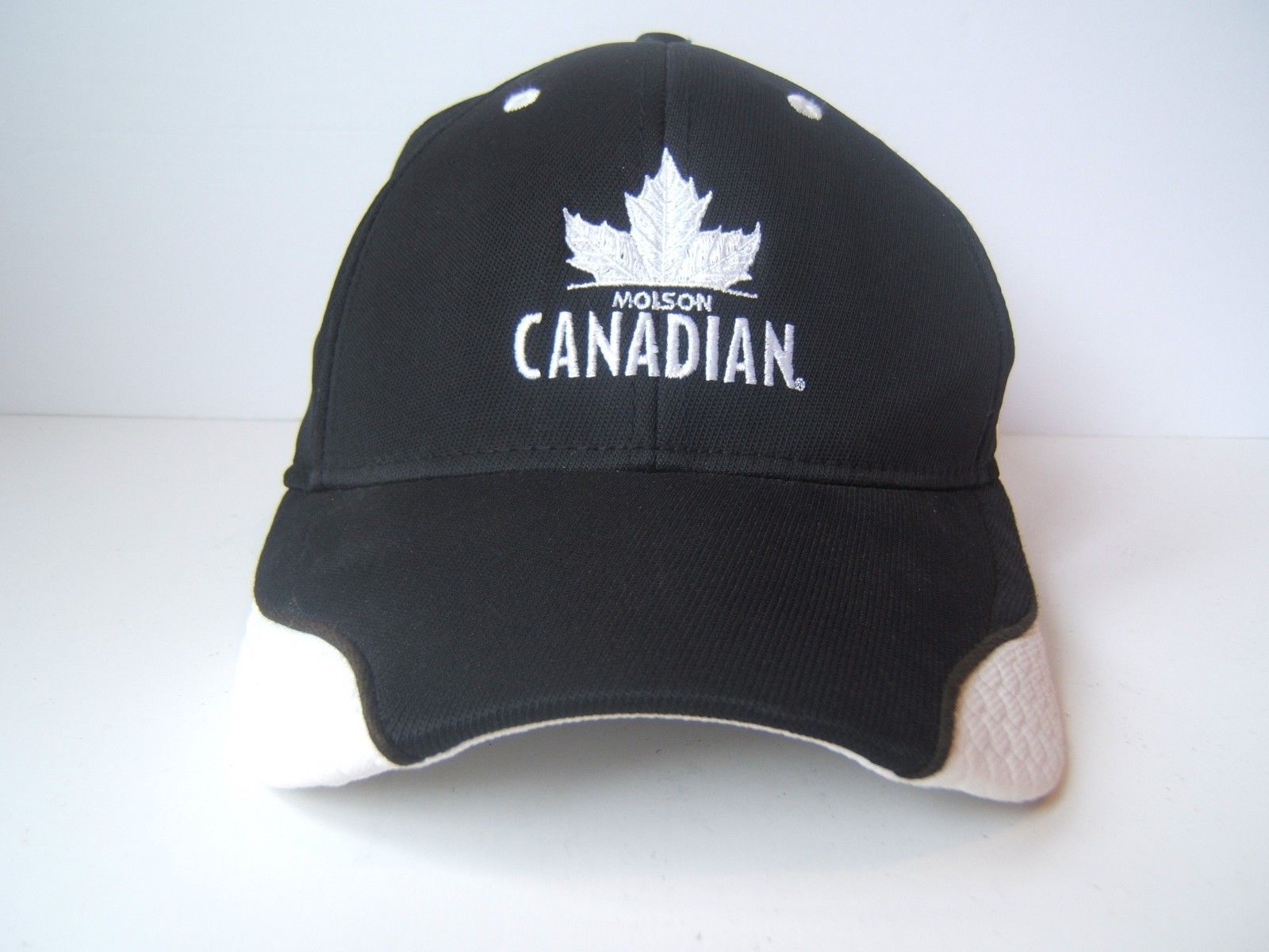 Molson Canadian Beer Hat One Size Stretch Fit Black Reebok Baseball Cap