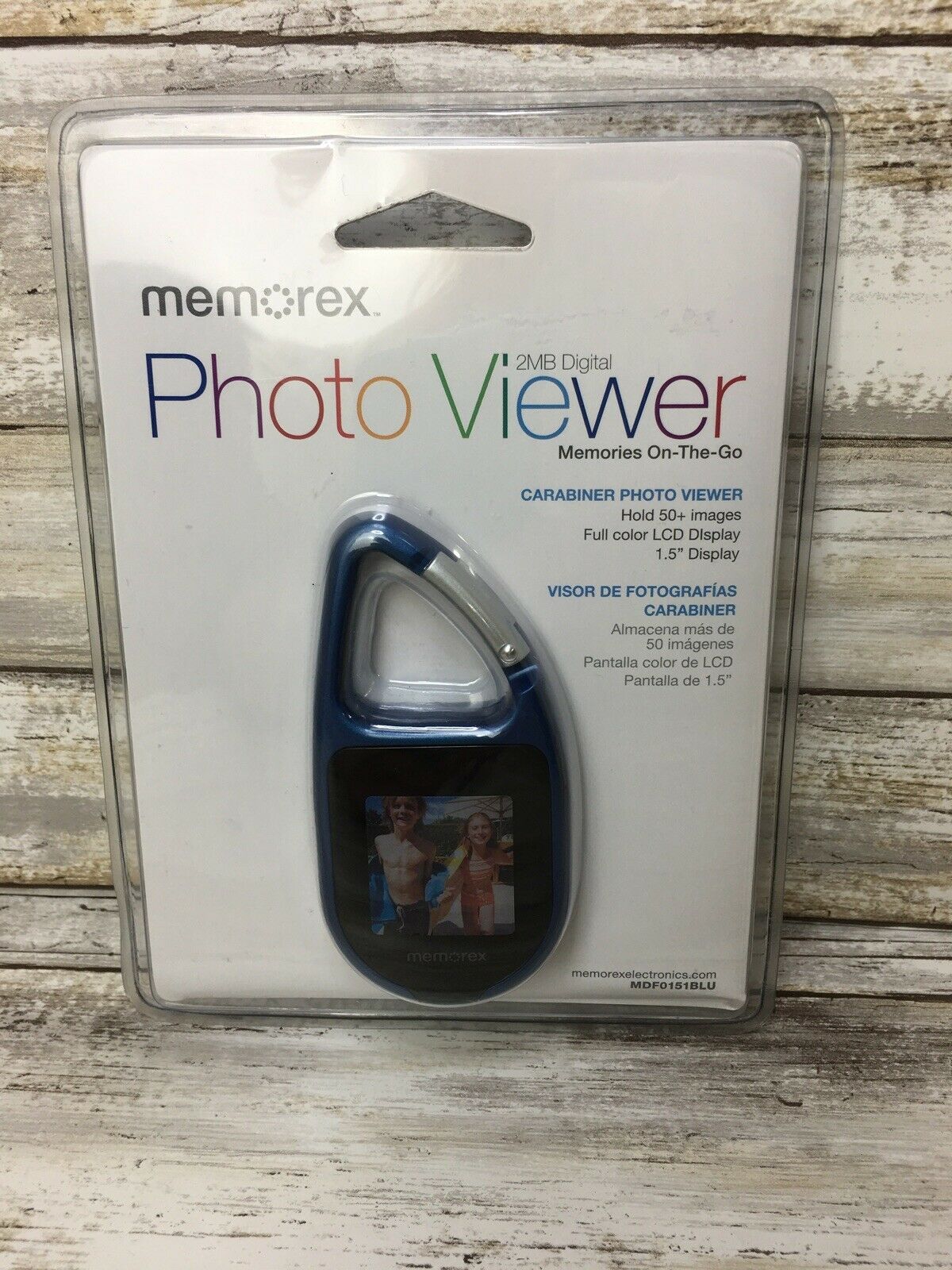 Primary image for Memorex Photo Viewer Carabiner 2MB Digital Memories On-the-Go New