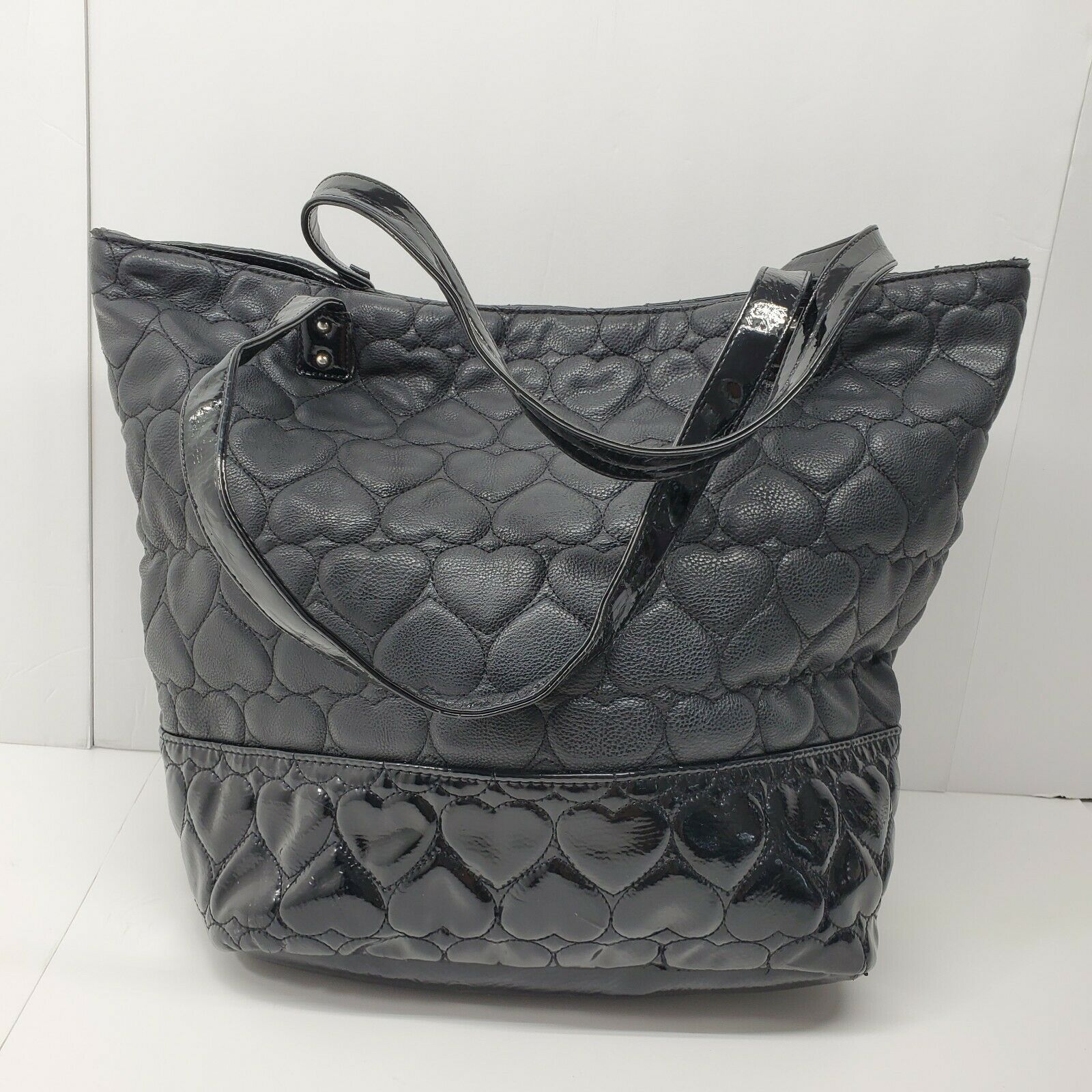 Betsey Johnson Quilted Heart Tote Bag Purse Shopper Black Faux Leather ...