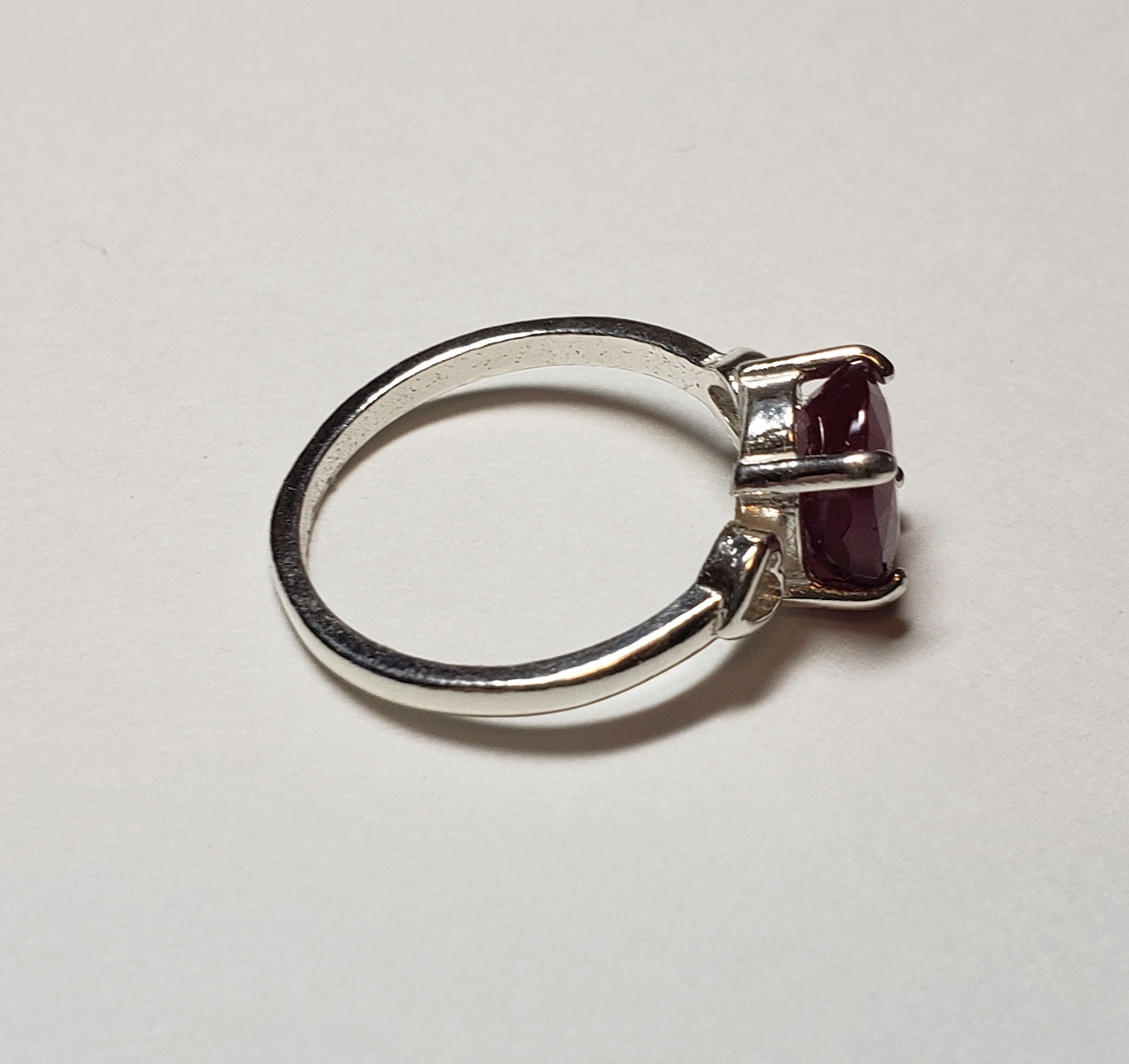 pretty ruby ladies ring Genuine Gemstone