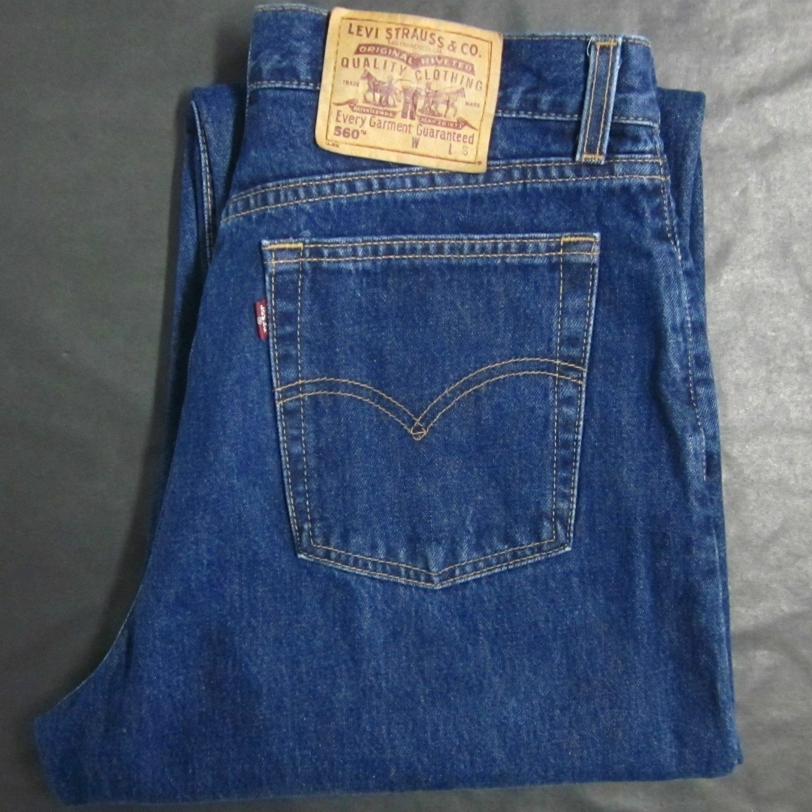 levi 560 loose fit jeans