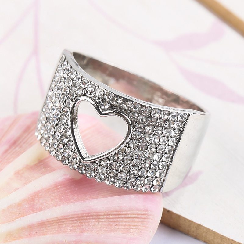 2021 Newest Arrival Fashion Rings For Women Hollow Love Heart Design Little Whit