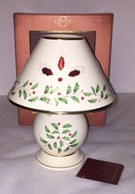 =Lenox Holiday Candle Lamp New in Box Holly &amp; Berry Motif Gold Trim Holi... - $29.99