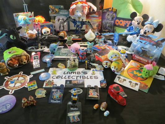 A welcome banner for collectstuff121212's booth    Lamb's Collectibles