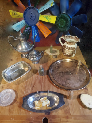 A welcome banner for Billie jo's store