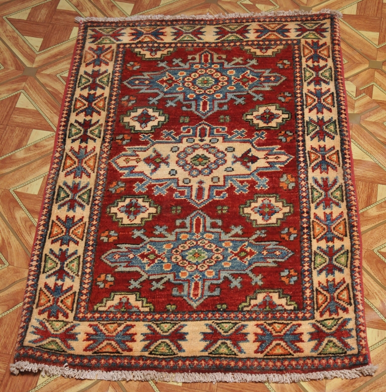 2' x 3' Hand Knotted  Kazak Rug