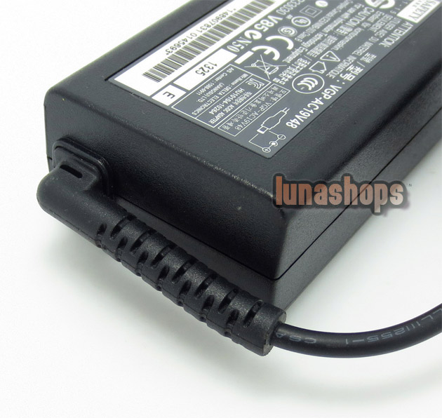 GENUINE AC Adapter Charger For Sony Vaio P/N VGP-AC19V43 VGP-AC19V48 