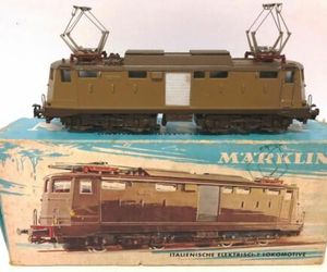 Vintage MARKLIN HO #3035 Italian Electric Locomotive Engine in the Original Box!, an item from the 'Marklin Model Cars &amp; Trains' hand-picked list
