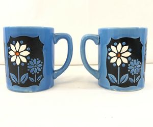 x2 Handmade / Hand Painted Coffee Mugs Blue and White Daisies - Retro KG/90, an item from the 'For the Love of Daisies!' hand-picked list