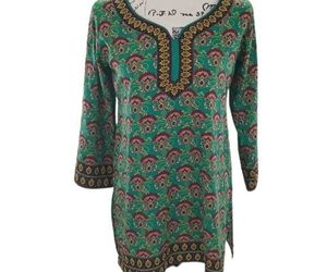 Traditional Indian Blouse - Women&#39;s V-Neck Made in India 3/4 Sleeve Printed S, an item from the 'New and Vintage Indian Goods' hand-picked list