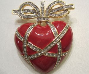 Heart Brooch Pin Red Enamel Crystal Rhinestones Bow Royal Look Valentine&#39;s Day, an item from the 'My heart beats red for you' hand-picked list