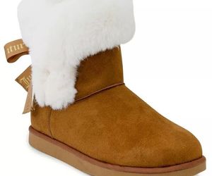 Juicy Couture COGNAC MICRO Women&#39;s King Winter Boots, US 9, an item from the 'Stay cozy in cold weather ' hand-picked list