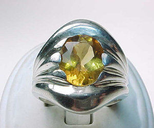 Genuine CITRINE RING in Sterling Silver - Size 6 3/4 - FREE SHIPPING, an item from the 'November birthstones are beautiful Topaz and Citrine' hand-picked list