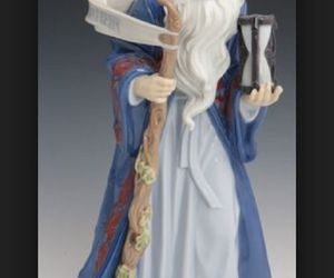 LLADRO 6696 Father Time with Hourglass, an item from the 'Time to Think of Those New Year Resolutions' hand-picked list