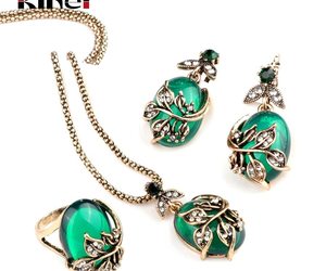 Kinel 3Pcs Green Oval Crystal Flower Jewelry Sets Antique Gold Vintage Ring Earr, an item from the 'Green is the Color of Spring and St Patty's Day' hand-picked list