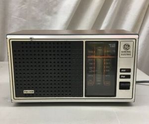 Vintage GE General Electric AM/FM Radio Walnut Grain Finish 120 Volts 7-4115B , an item from the 'A Blast From the Past' hand-picked list