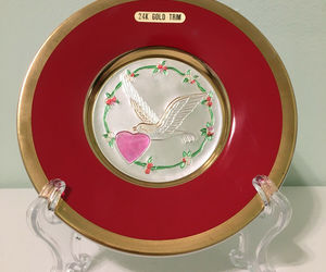 Jamestown China~Valentine Chokin Plate~ Made in Japan~24K Gold Trim, an item from the 'My heart beats red for you' hand-picked list